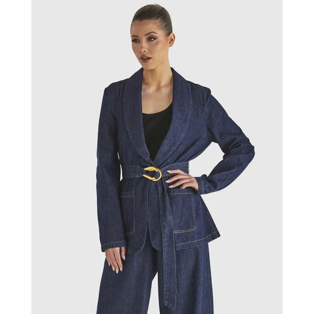 FATE & BECKER | SOARING BLAZER