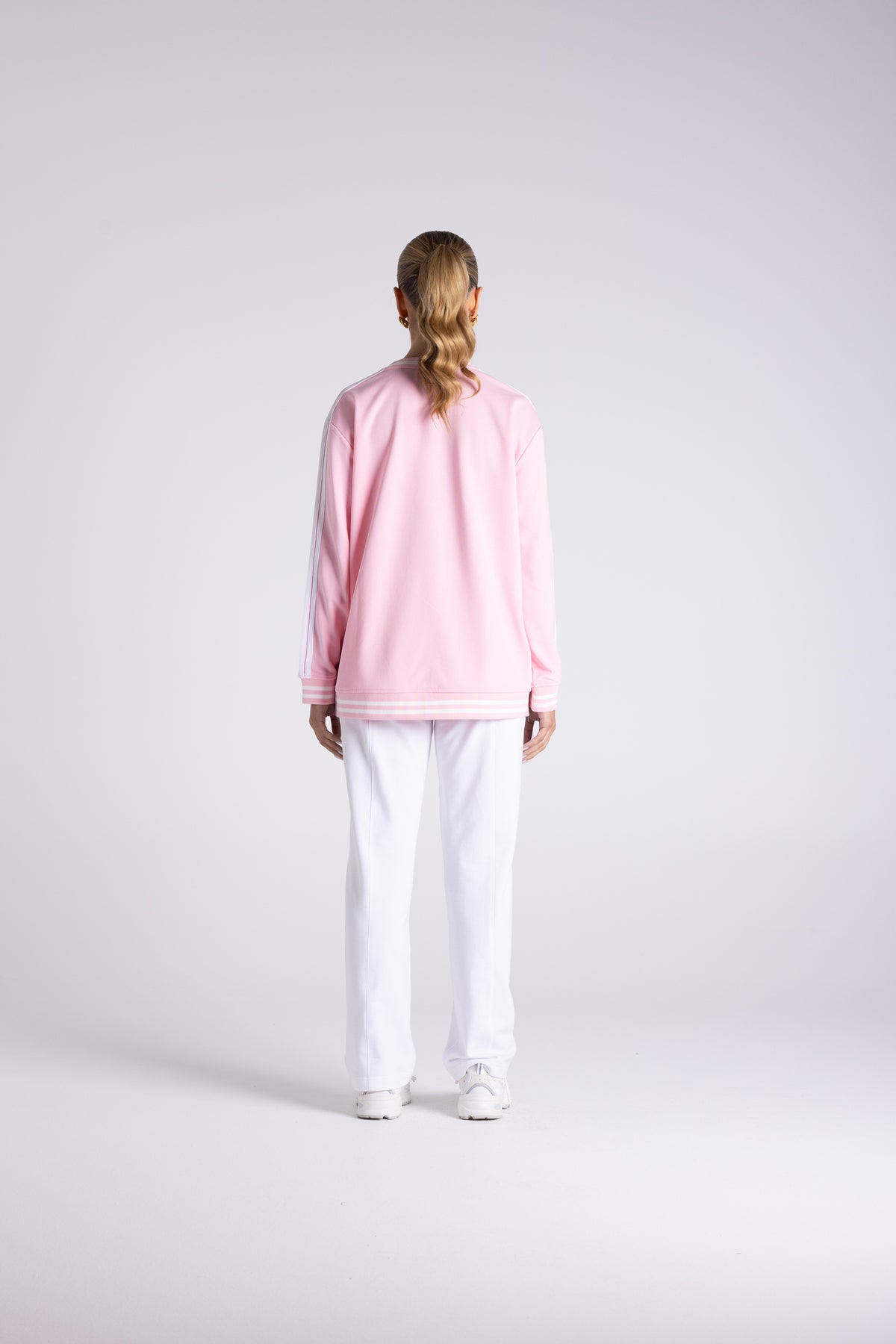 Two T's | Mia Logo Sweat - Pink