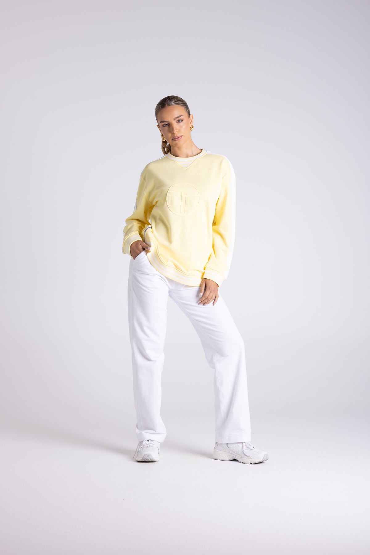 Two T's | Mia Logo Sweat - Yellow