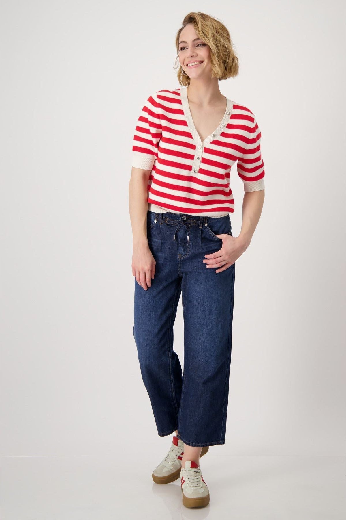 MONARI | V-NECK PULLOVER