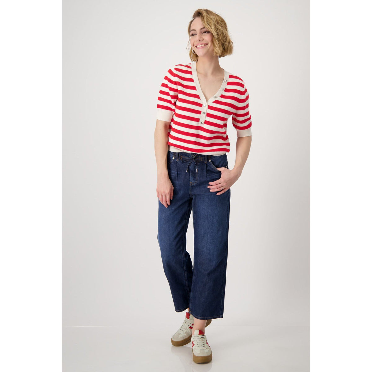 MONARI | V-NECK PULLOVER