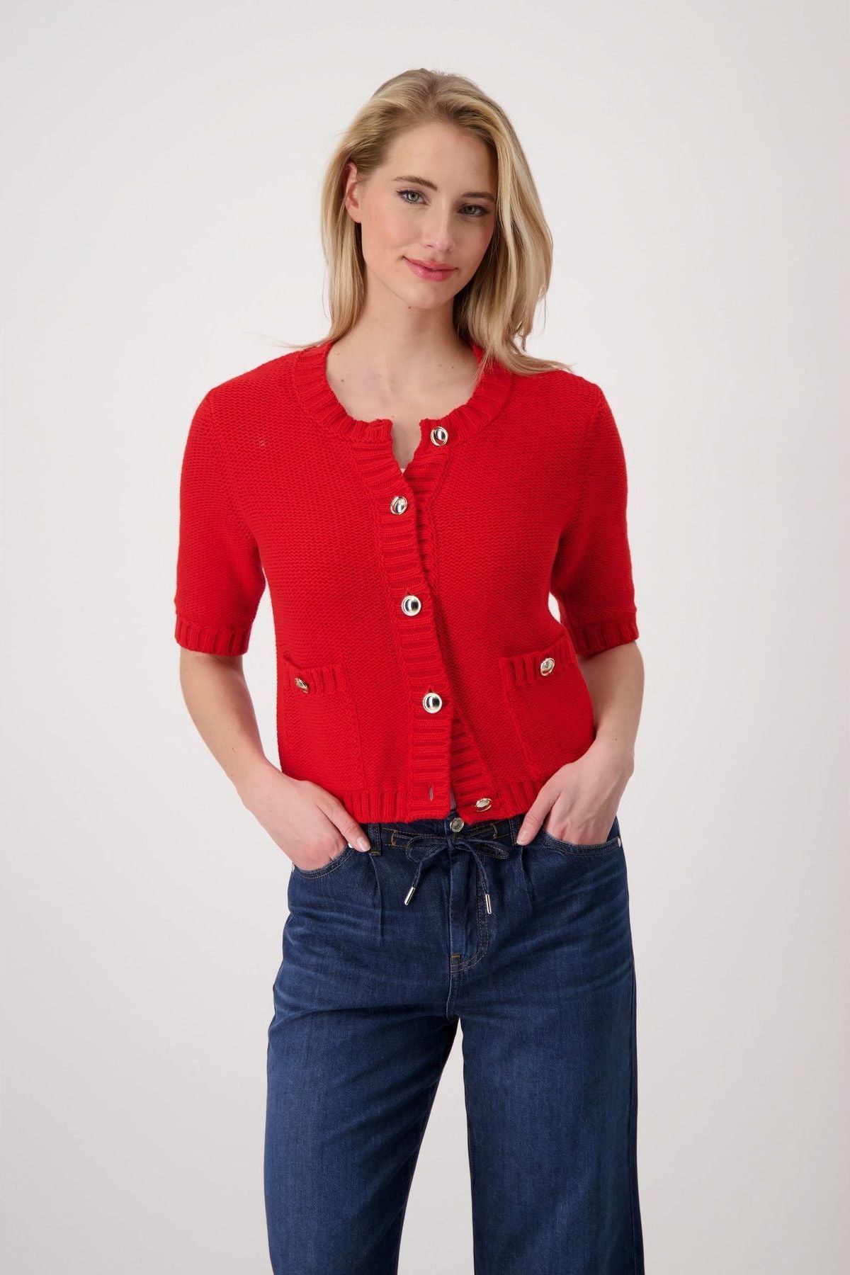 MONARI | RED KNIT
