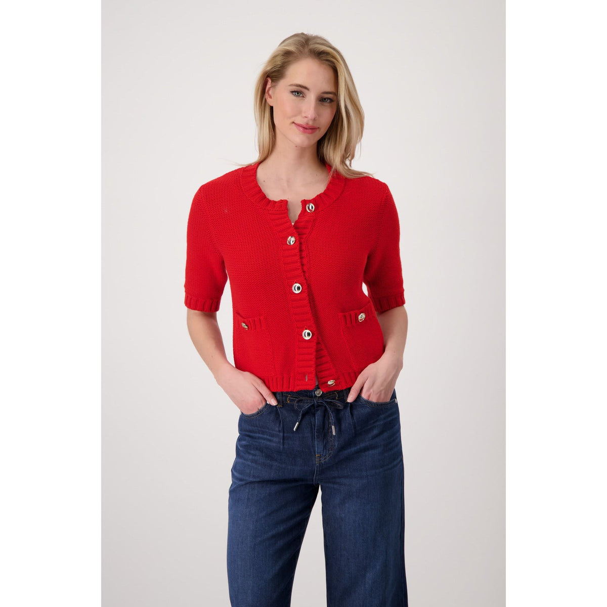 MONARI | RED KNIT
