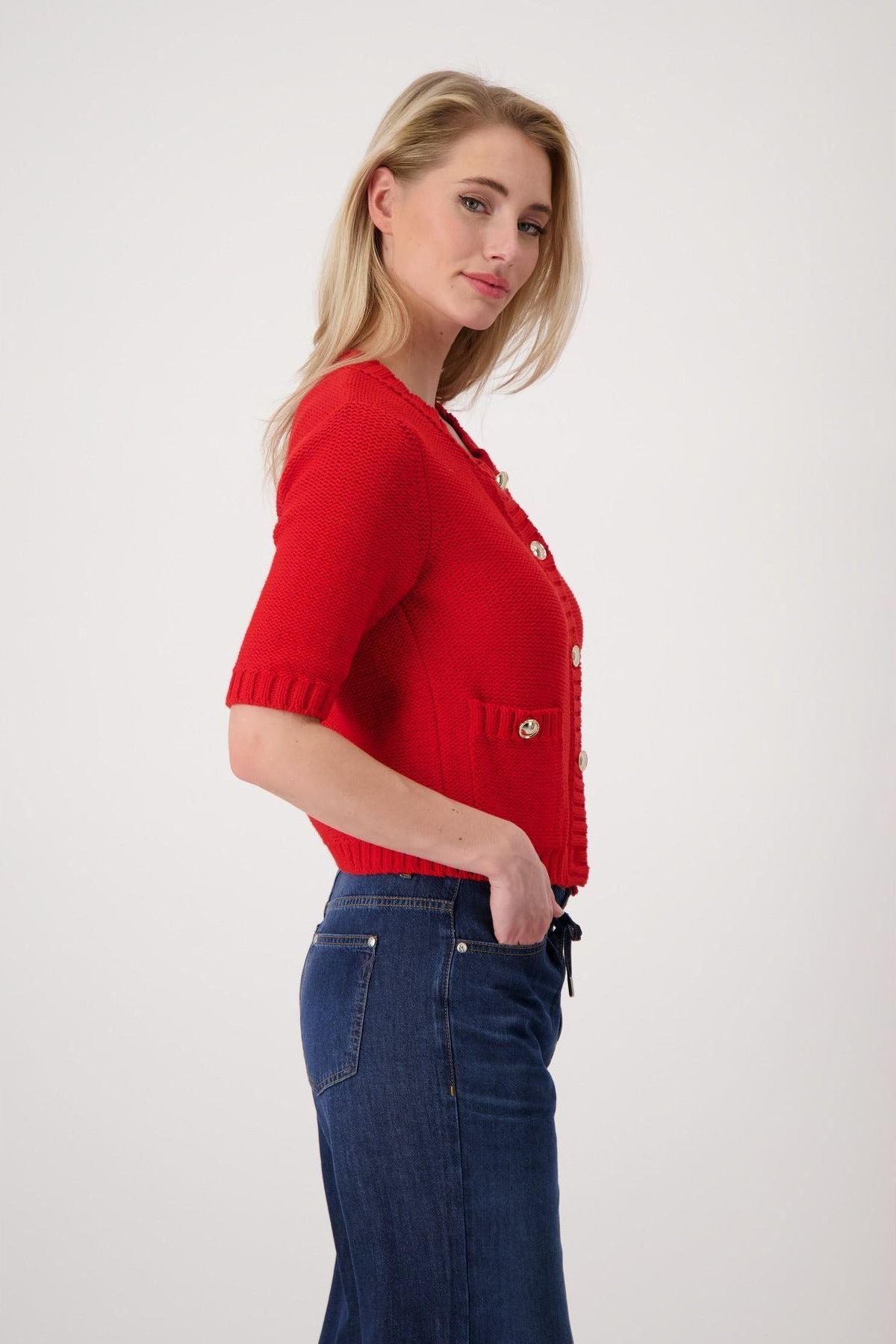 MONARI | RED KNIT