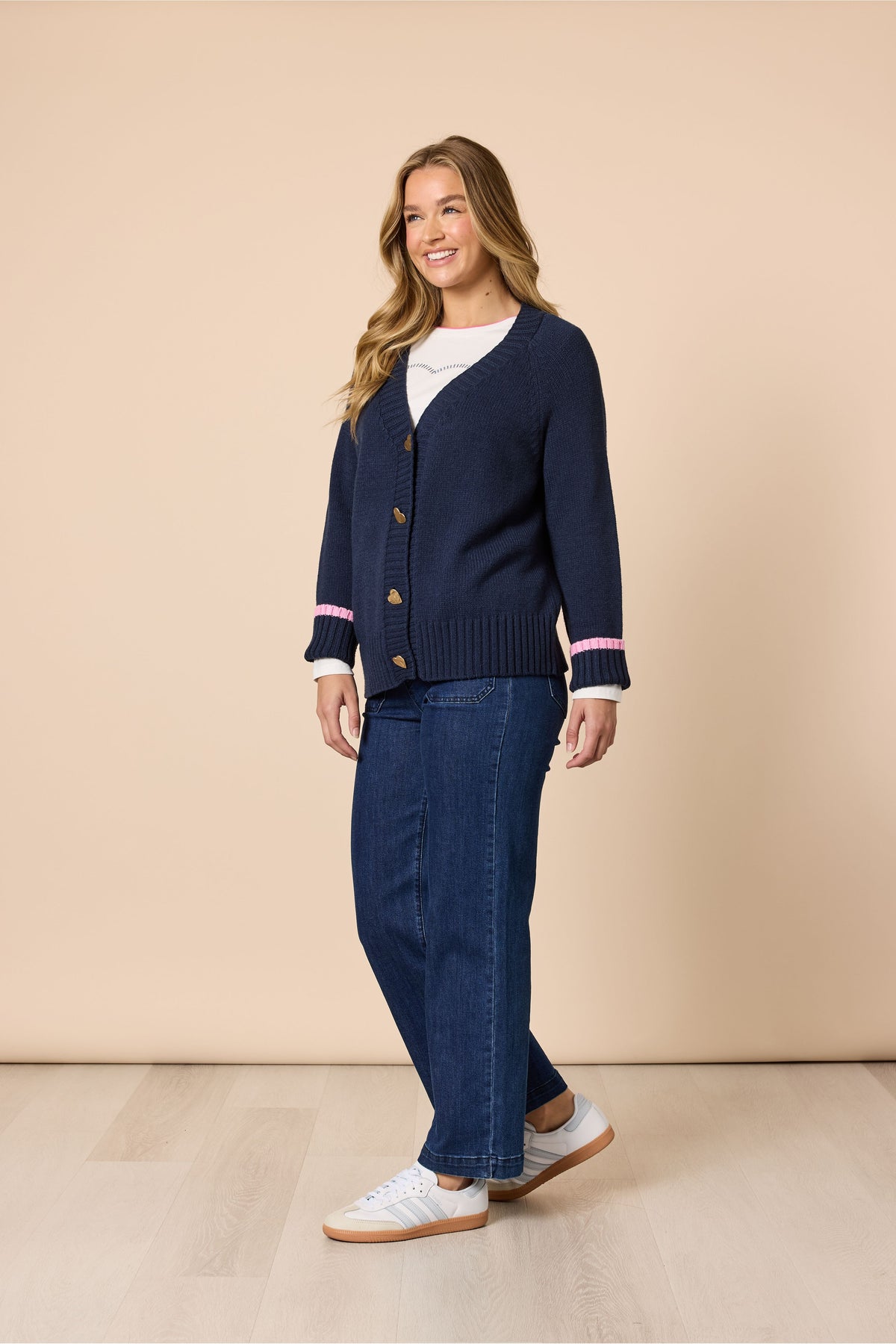 THREADZ | BACK TO LOVE CARDIGAN