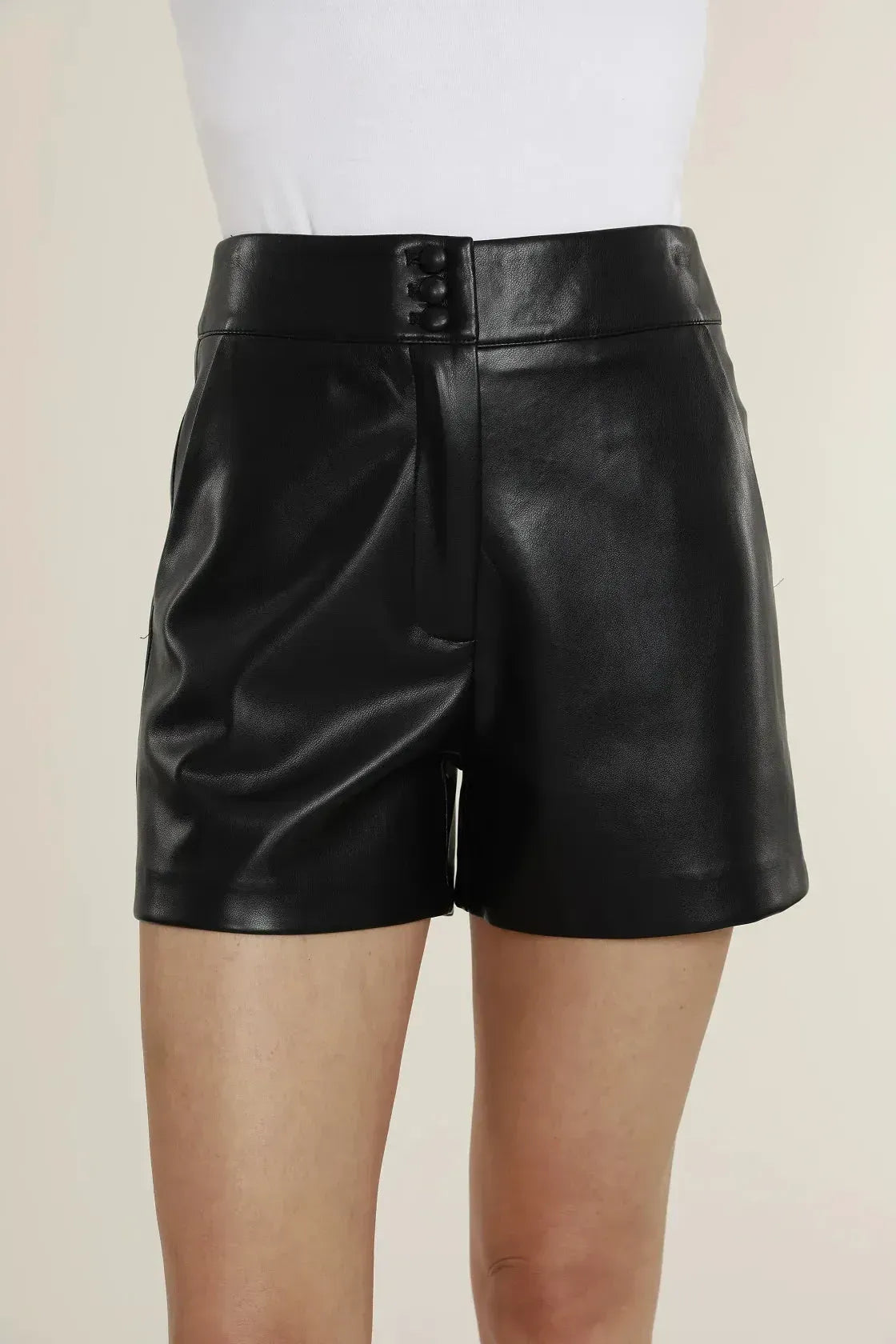 DOLCE CABO | VEGAN LEATHER SHORT