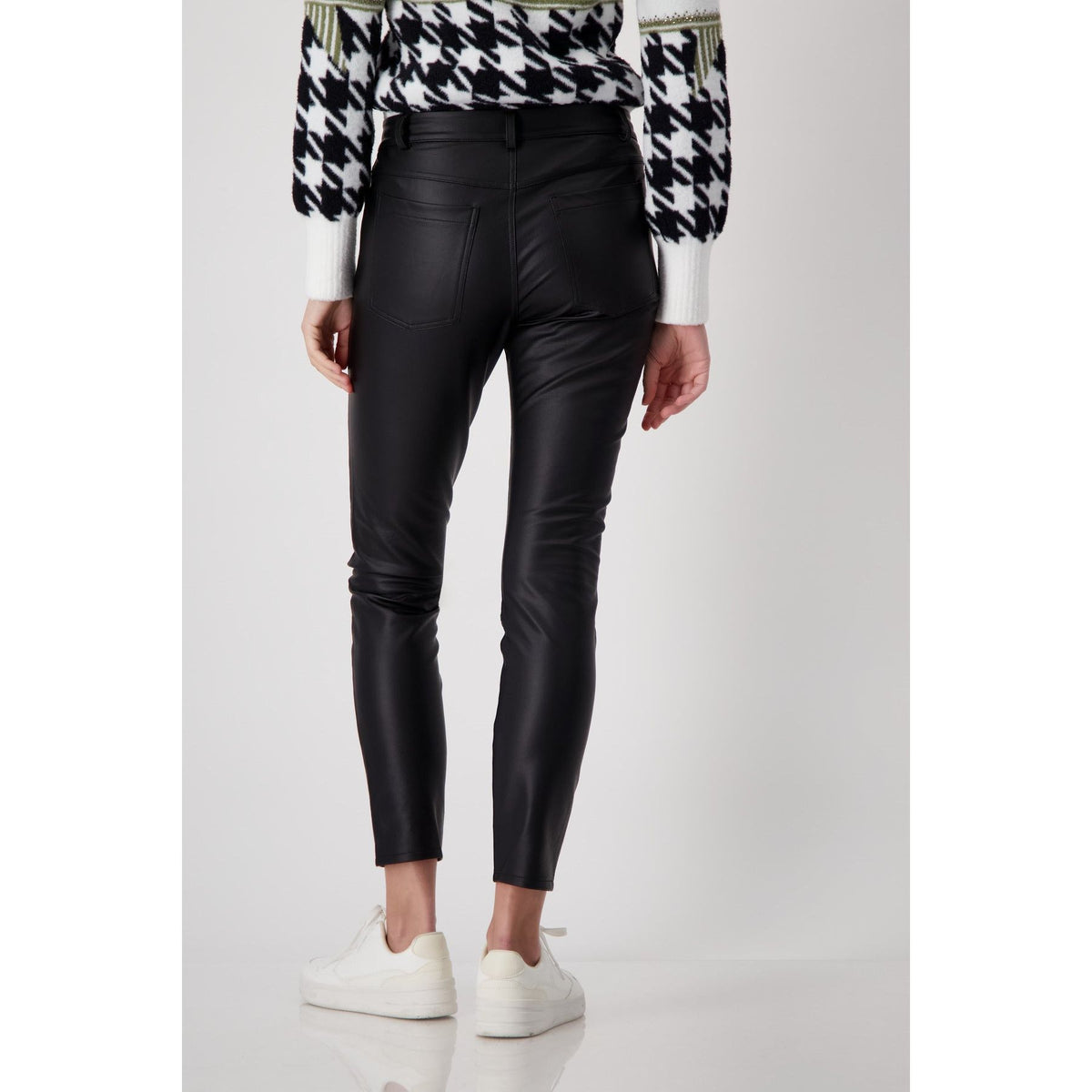 MONARI | Leather Look Pant