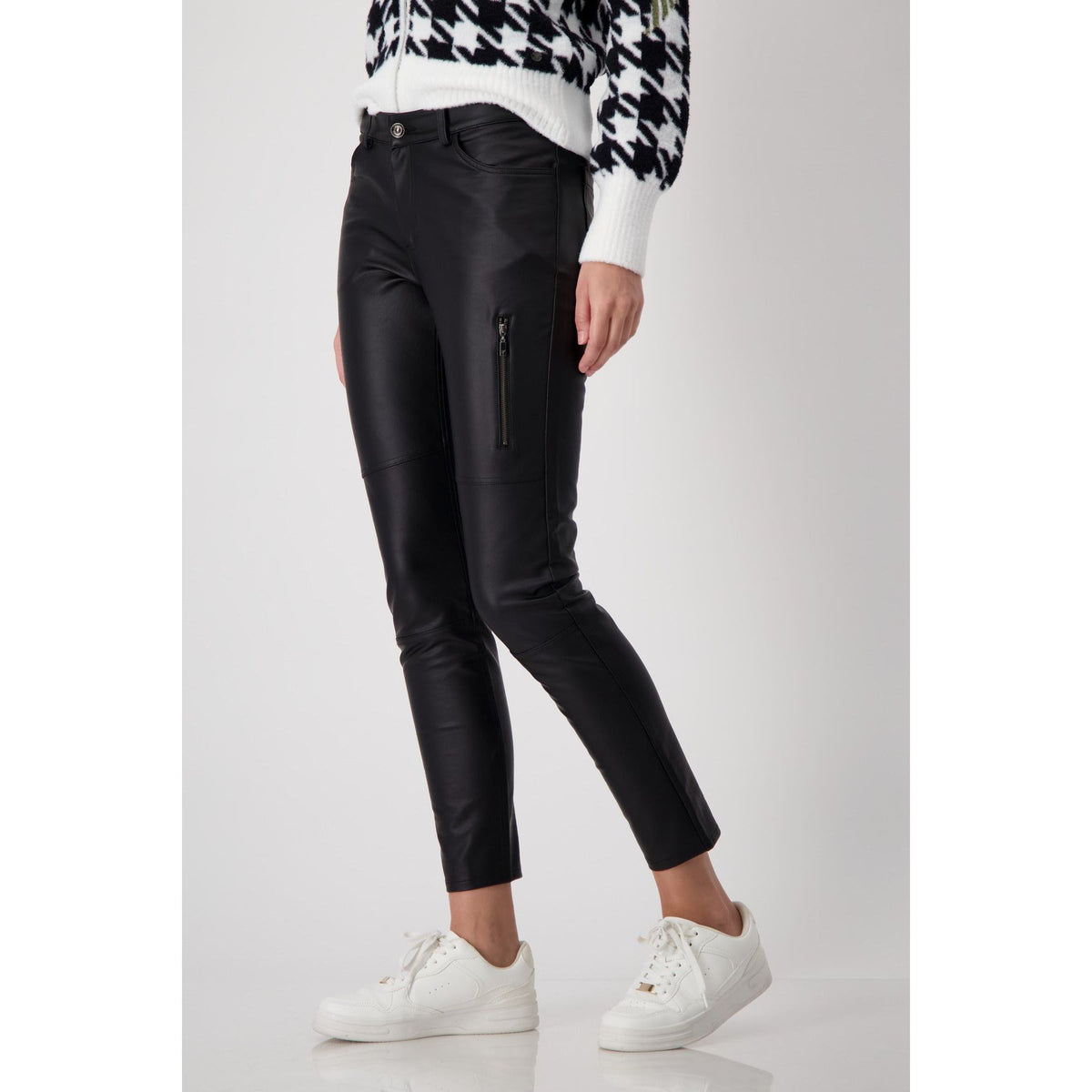 MONARI | Leather Look Pant
