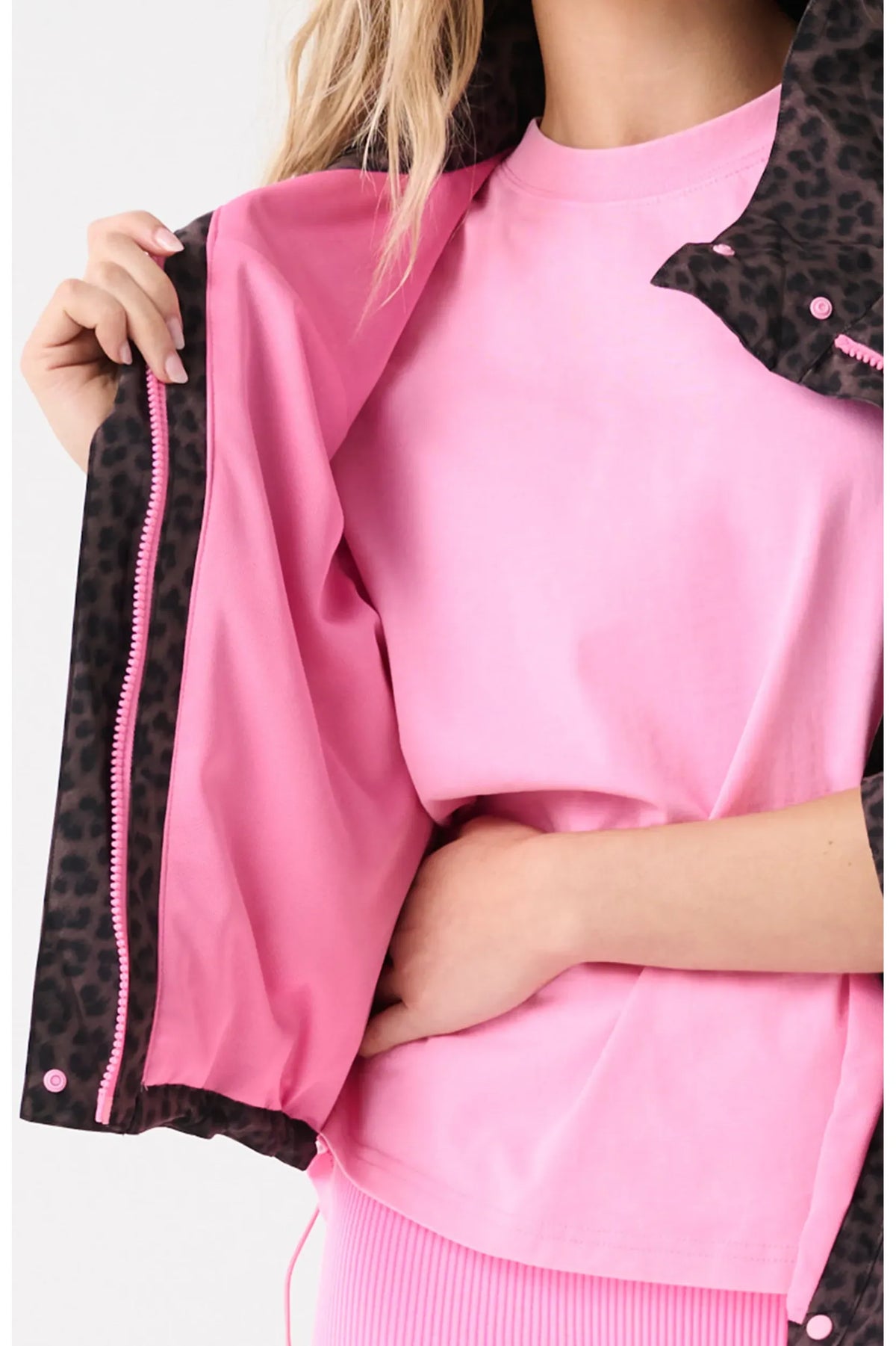 CARTEL & WILLOW | HALLIE TEE - Candy