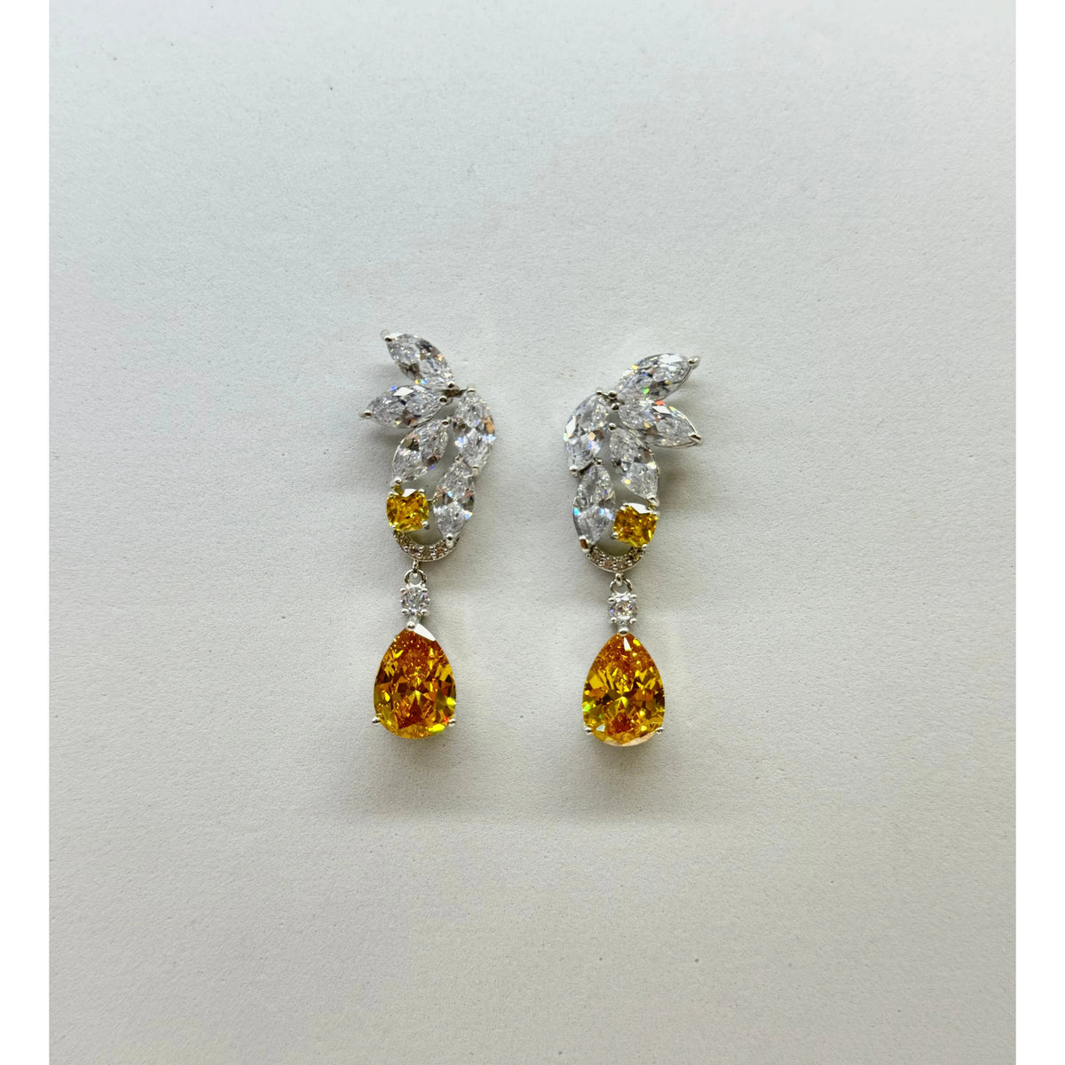 VIVIANNE | DROP EARRING - Marigold/Silver