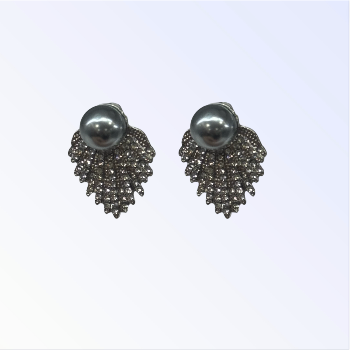 WREN | PEARL STUD EARRING - Gunmetal