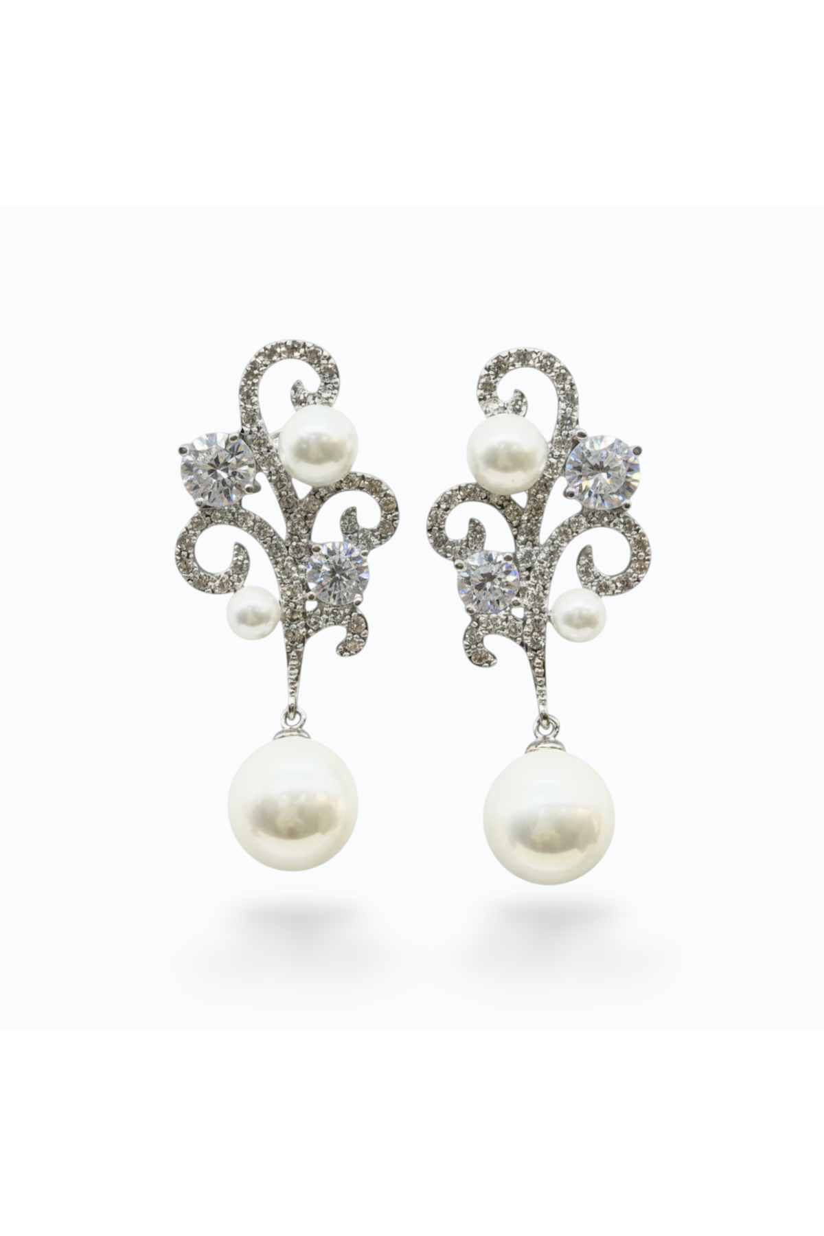 NINA | PEARL DROP EARRING