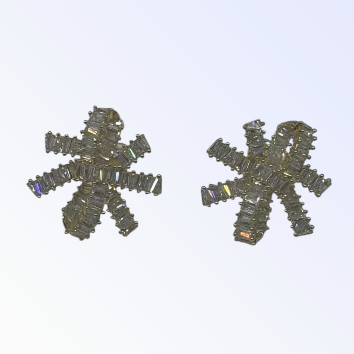 GIA | CUBIC ZIRCONIA GEOMETRICAL EARRING