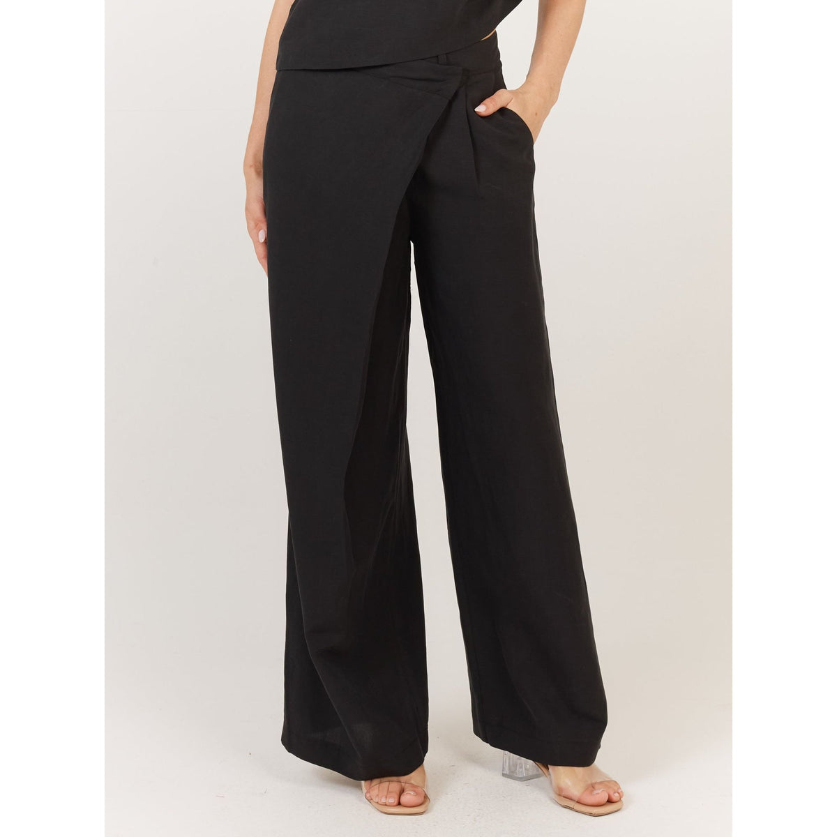 FATE & BECKER | SANDARA PANT