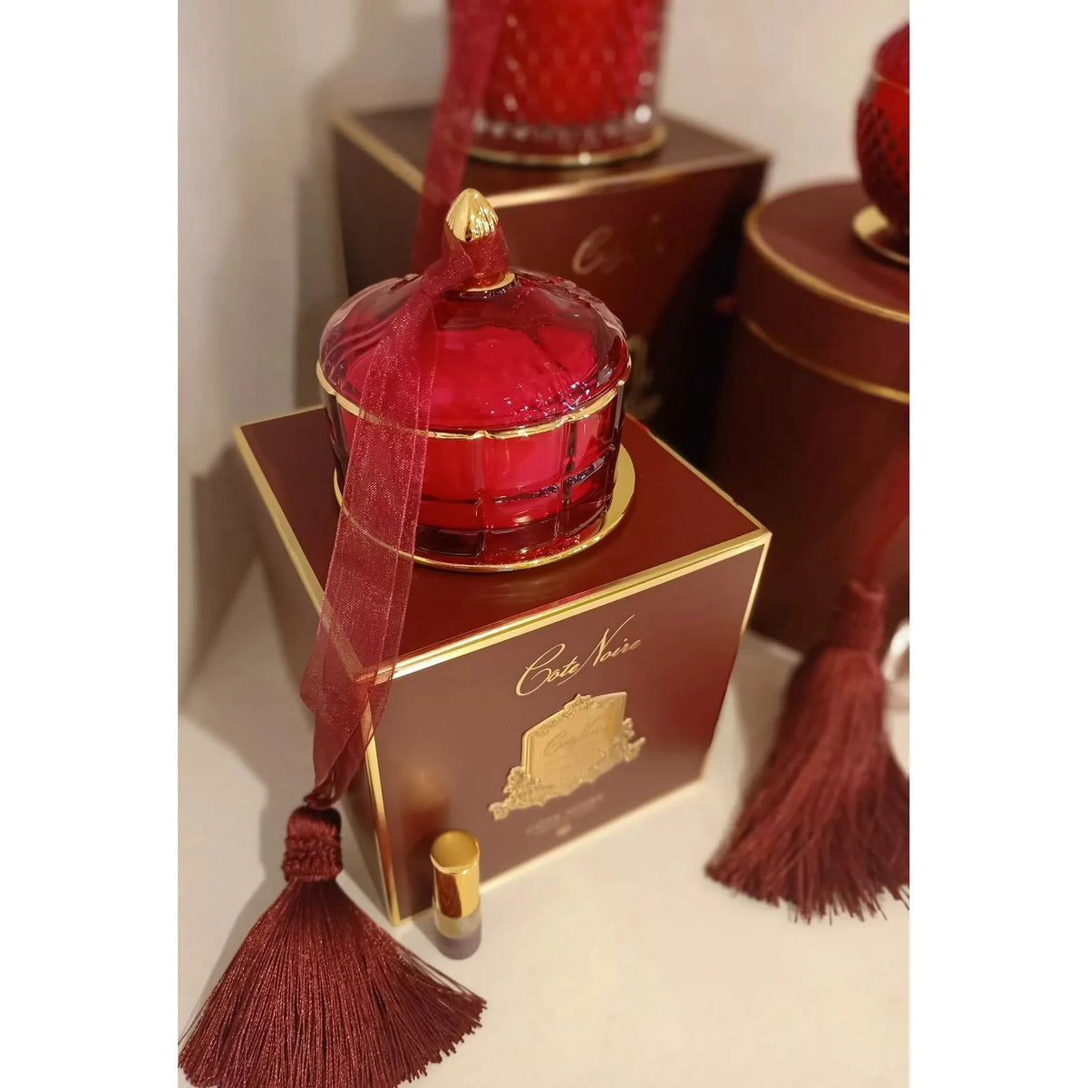 Cote Noir | Art Deco Candle - Red