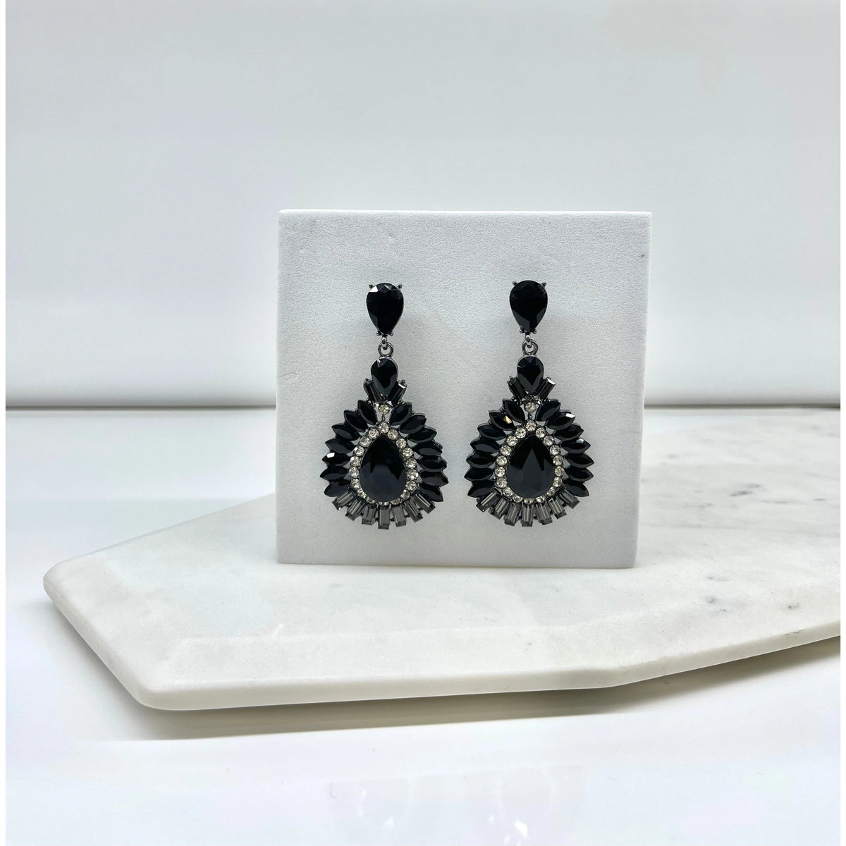 DORA | CRYSTAL EARRING - Black