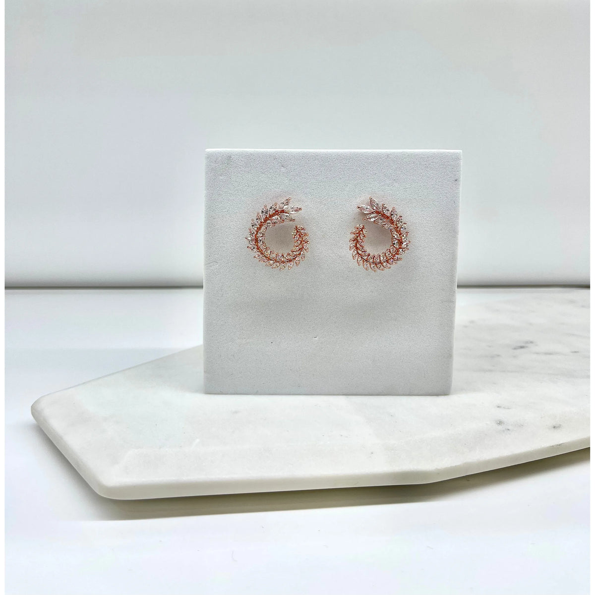KATNISS | CRYSTAL EARRING - Rose Gold