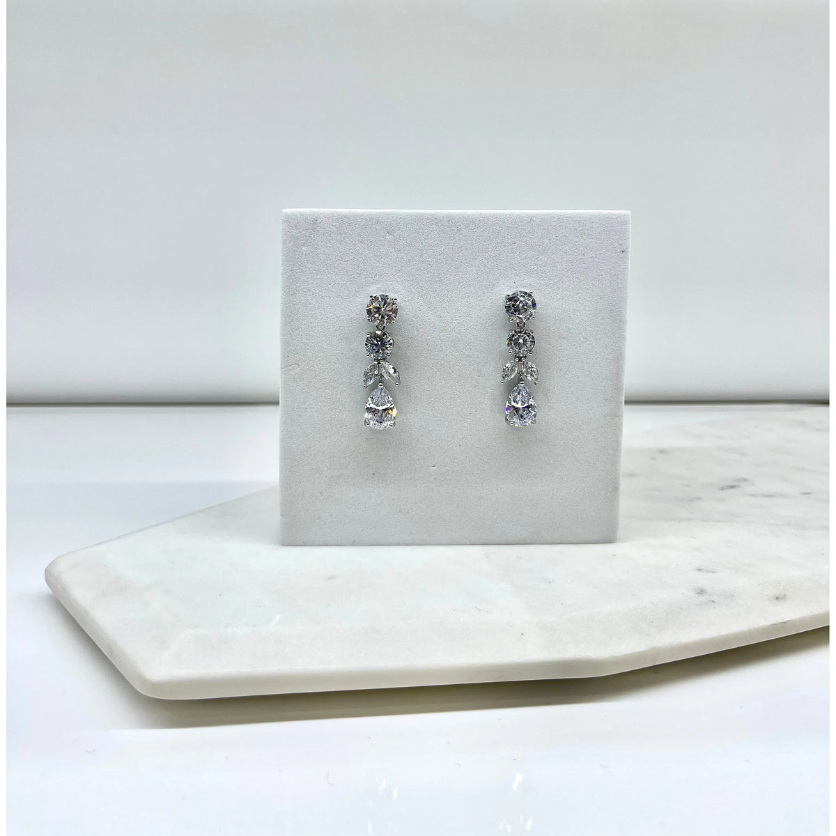 HILLARY | CUBIC ZIRCONIA DROP EARRING - Silver