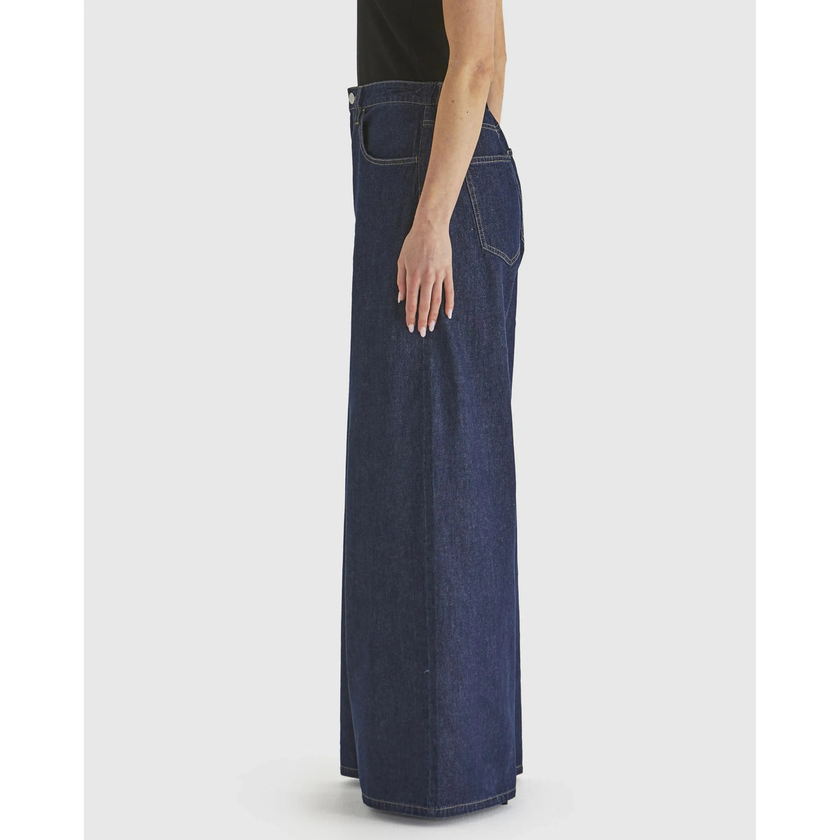 FATE &amp; BECKER | SOARING JEAN