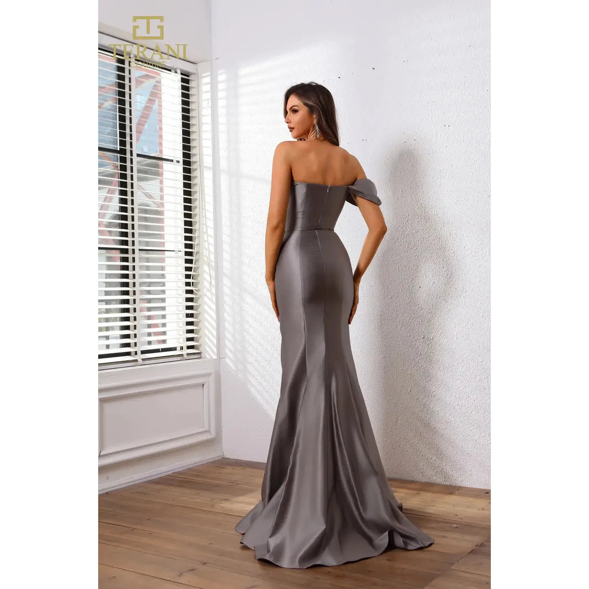 TERANI | 251E4555