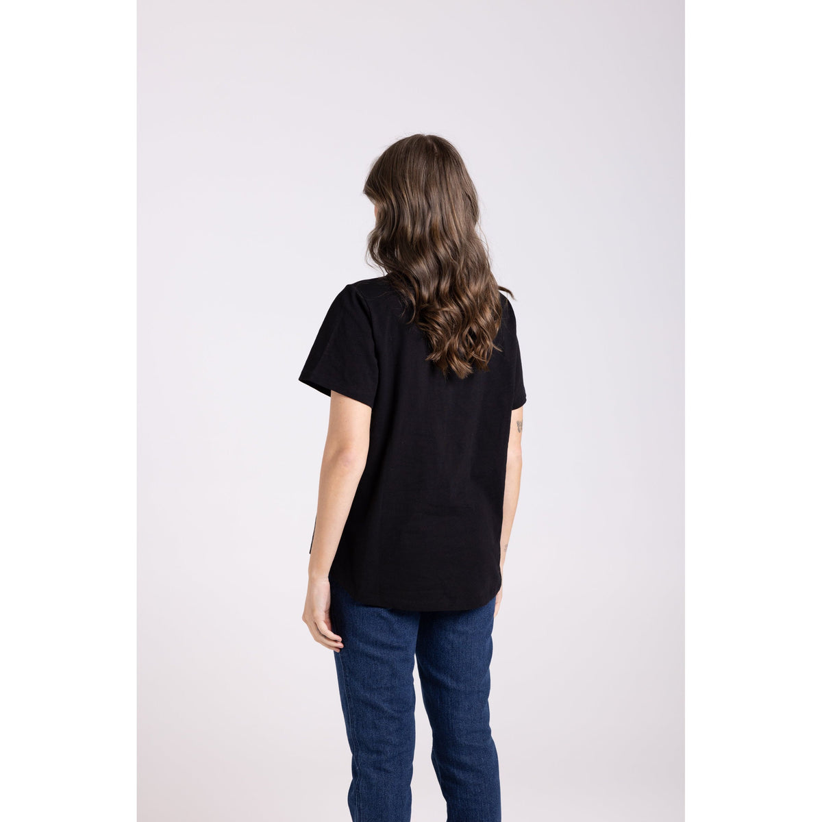 TWO T&#39;s | Crew T-Shirt - Black