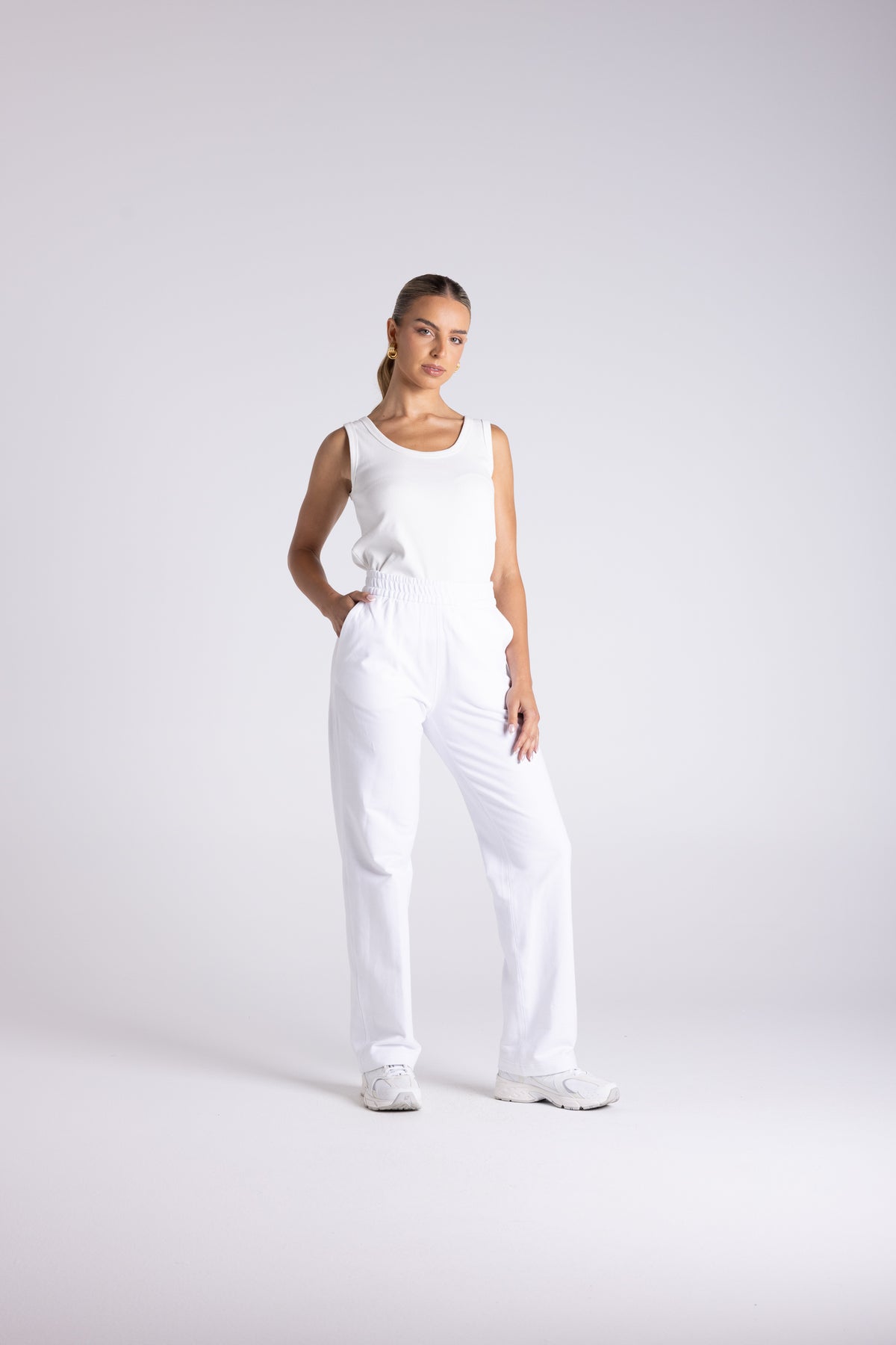 Two T's | Sweat Pant - White