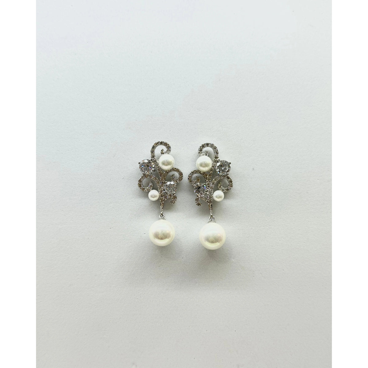 NINA | Silver and Pearl Drop Earring