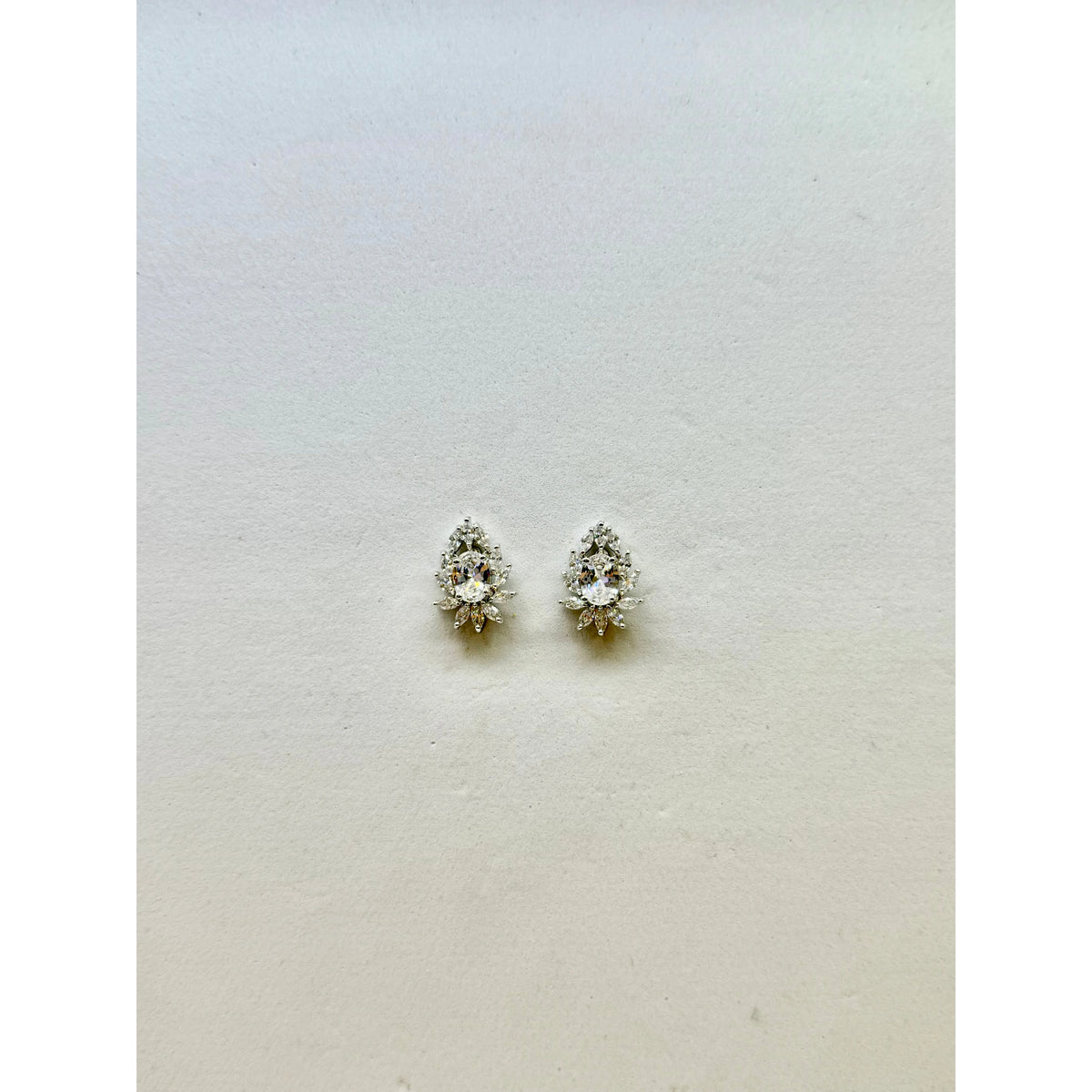 HILDA | Silver Stud Earring