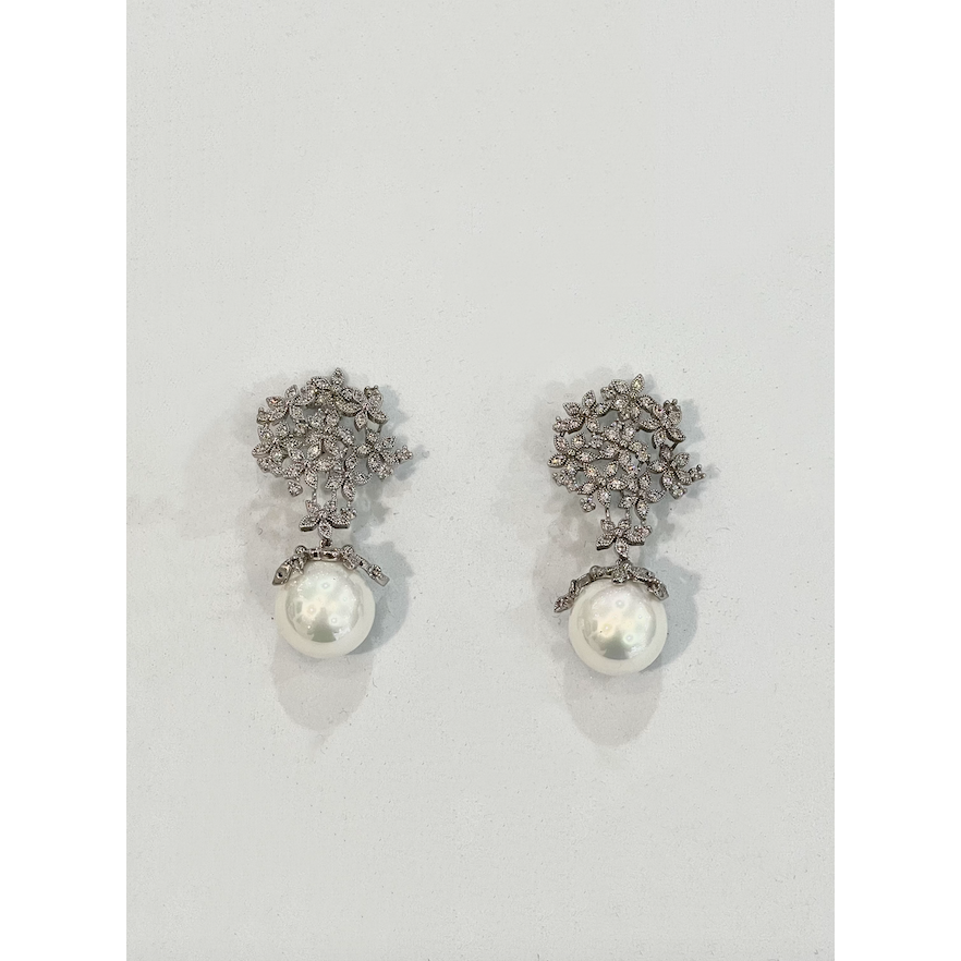 MAREE | Silver/Pearl Drop Earring