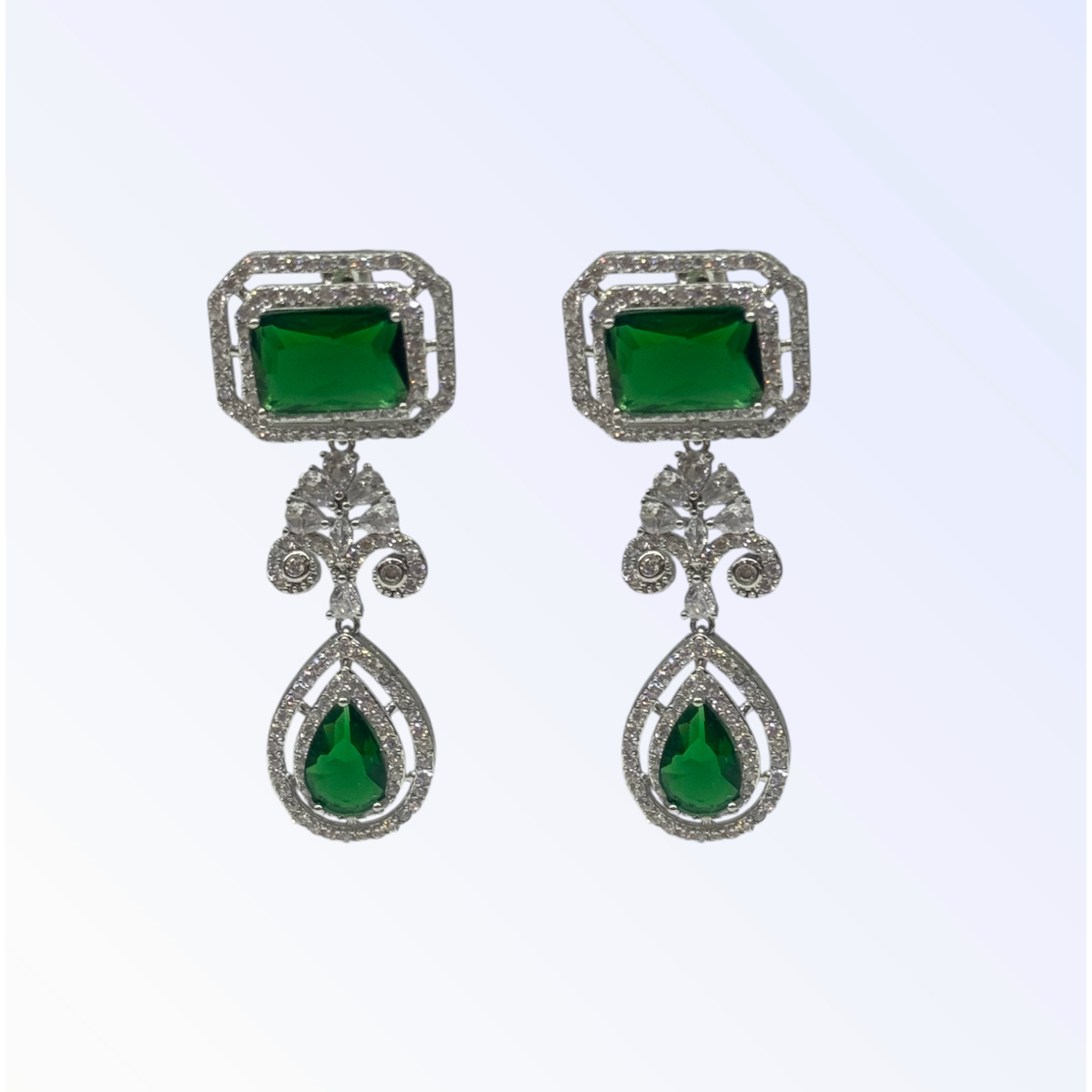 PRISCILLA| EMERALD GREEN EARRING