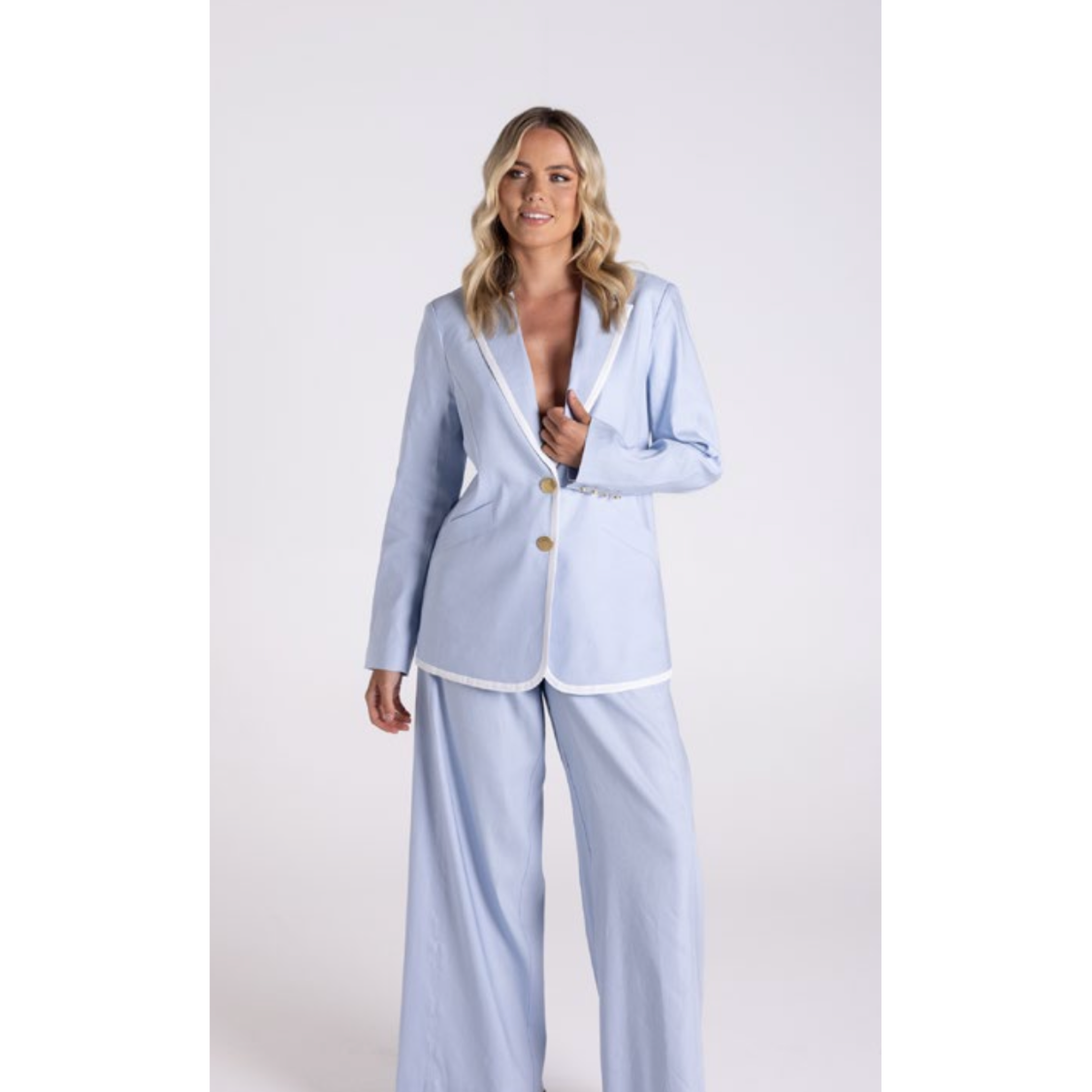 TWO T&#39;s | Linen Blazer - Ice Blue