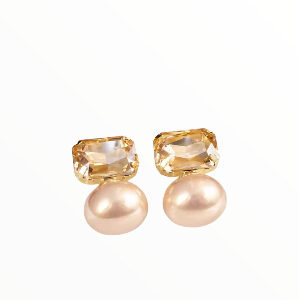 LISA | Champagne Pearl Earring