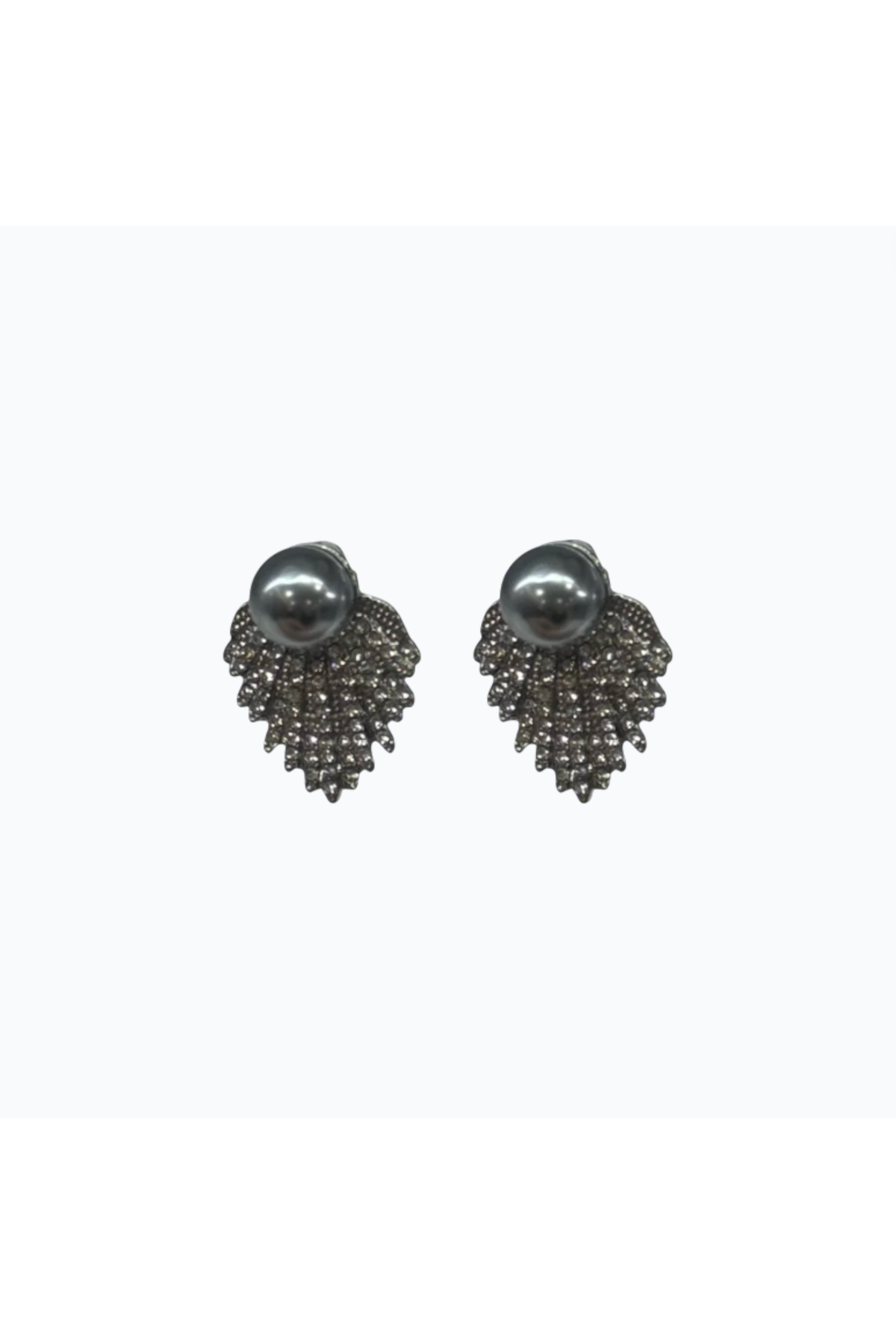 WINTER | PEARL STUD EARRING - Gunmetal