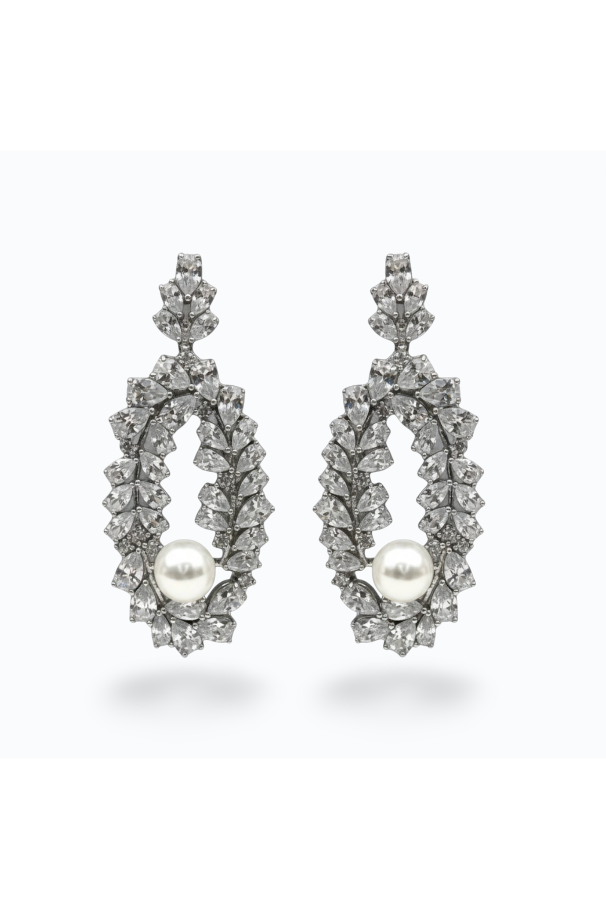DESTINY | PEARL EARRING - White/Silver