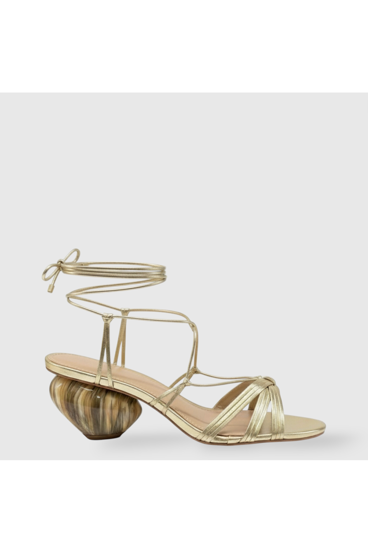 BRAZILIO | ANNALIESE