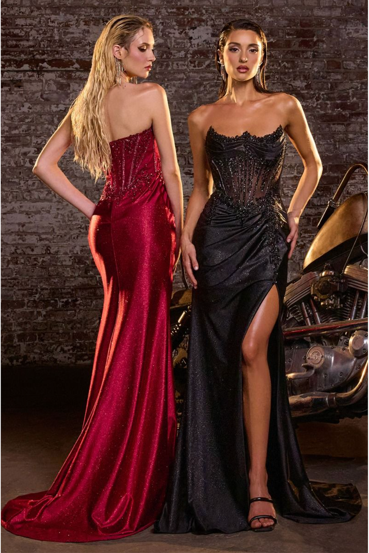 CINDERELLA DIVINE | CC463 - Black