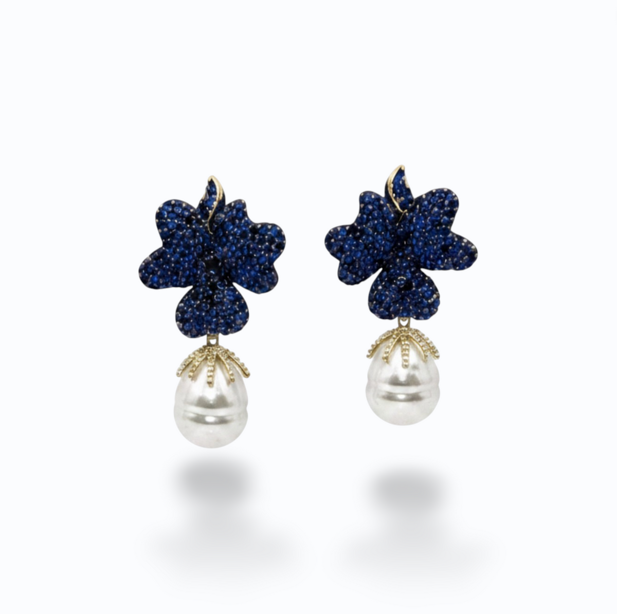 MADELINE | FLOWER PEARL EARRING - Midnight