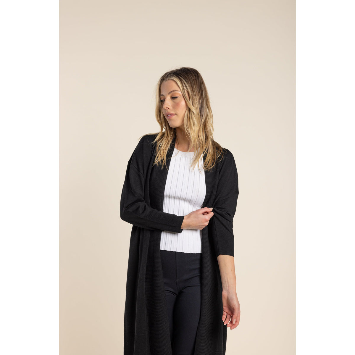 TWO Ts | Merino Long Cardigan - Black