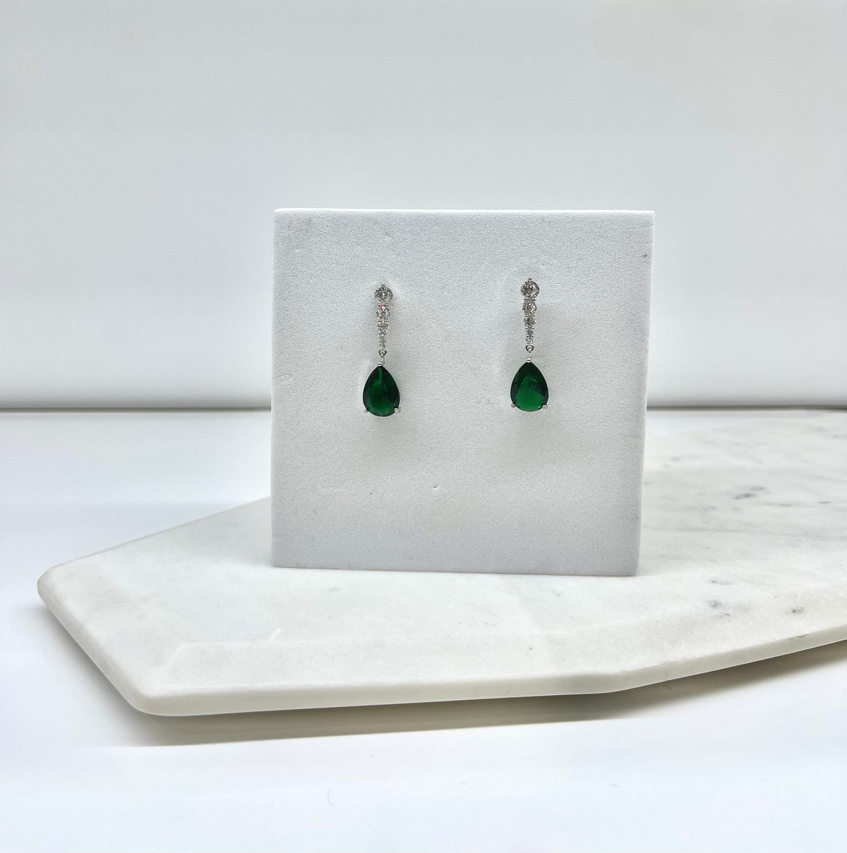 ASHLEY | Drop Emerald Crystal Earring